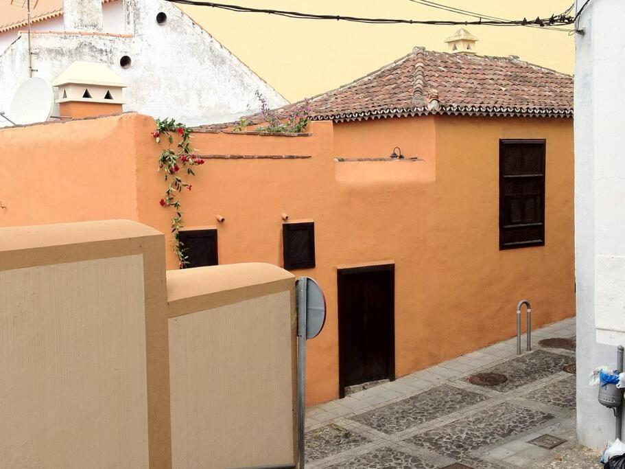 Casa Montanez, Caseron Historico 圣克鲁斯-德拉帕尔马 外观 照片